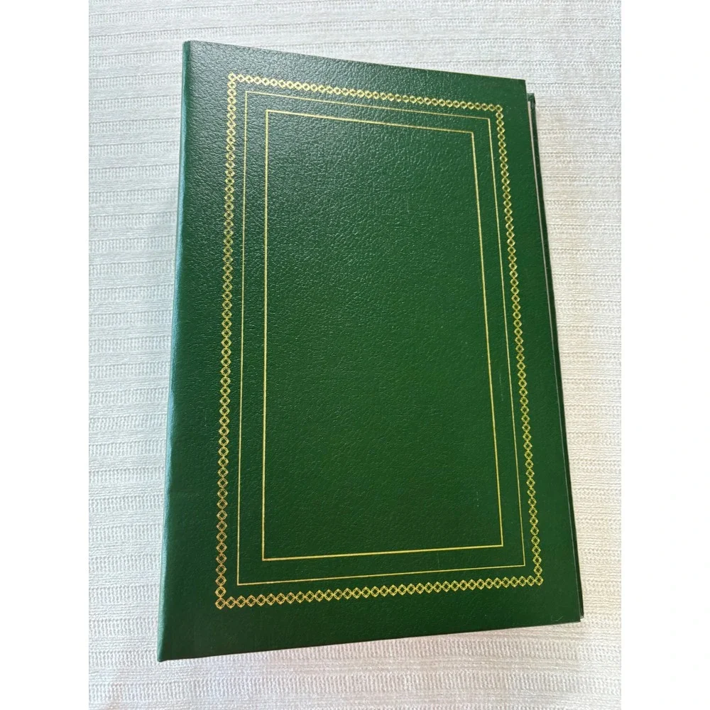 Vintage Green Faux Leather 3 Ring Binder Photo Album Gold Trim 4x6 Sleeves